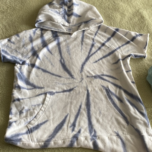 Two matching style super soft and comfy top with hoodie for boys 12-14 years. - Picture 5 of 7